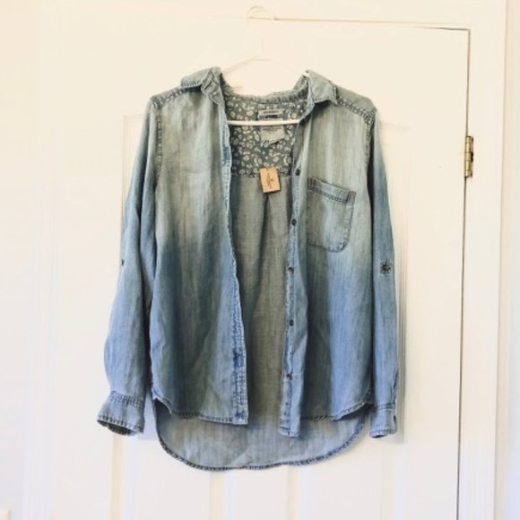 NEW American Eagle Outfitters Jean Jacket Boyfriend Fit - Picture 4 of 9